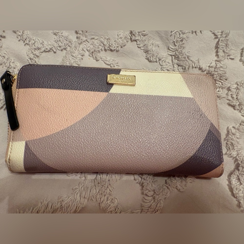 Michael Kors Multi-Tone Geometric Zip Wallet - Pink, Cream, Brown